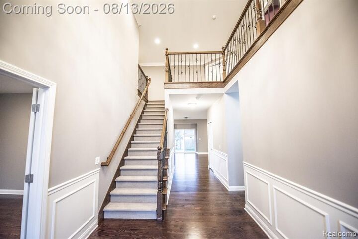 Property Photo: 72 Arthur Drive MI 48083 1701