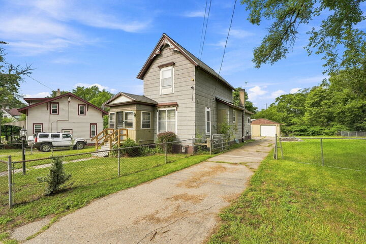 Property Photo: 35 Hubbard Street MI 49037