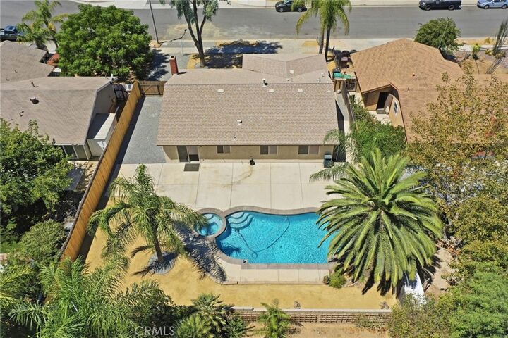 Property Photo:  29862 Buena Tierra  CA 92586 