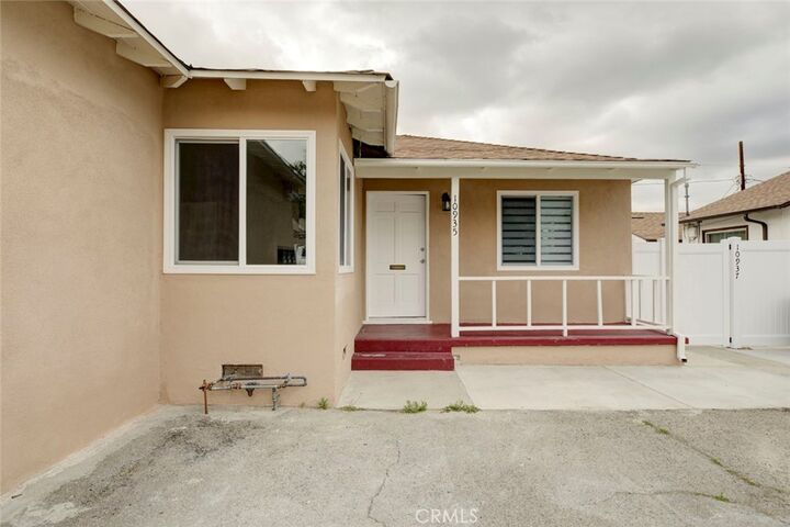Property Photo:  10935 Nassau Avenue  CA 91040 
