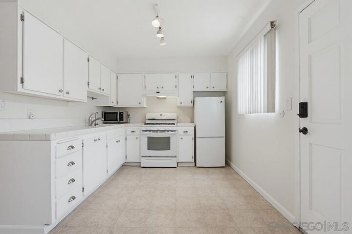 Property Photo:  4885 Cole 34  CA 92117 