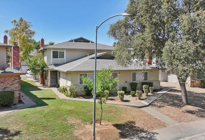 Property Photo:  4141 Apostolo Circle  CA 95824 