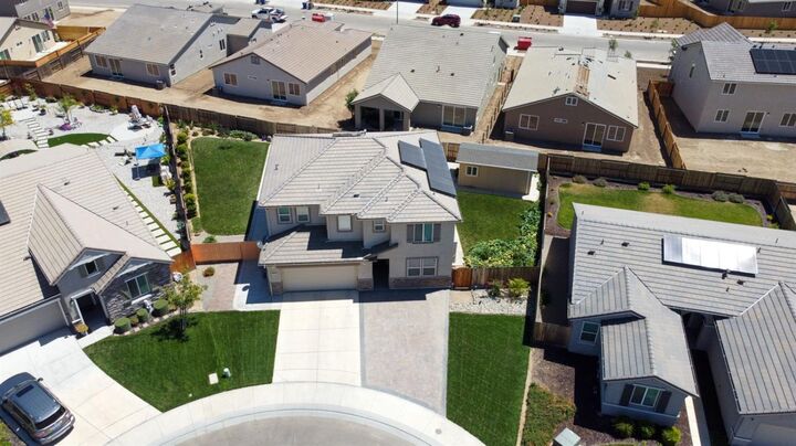 Property Photo: 1856 Morro Court CA 93635