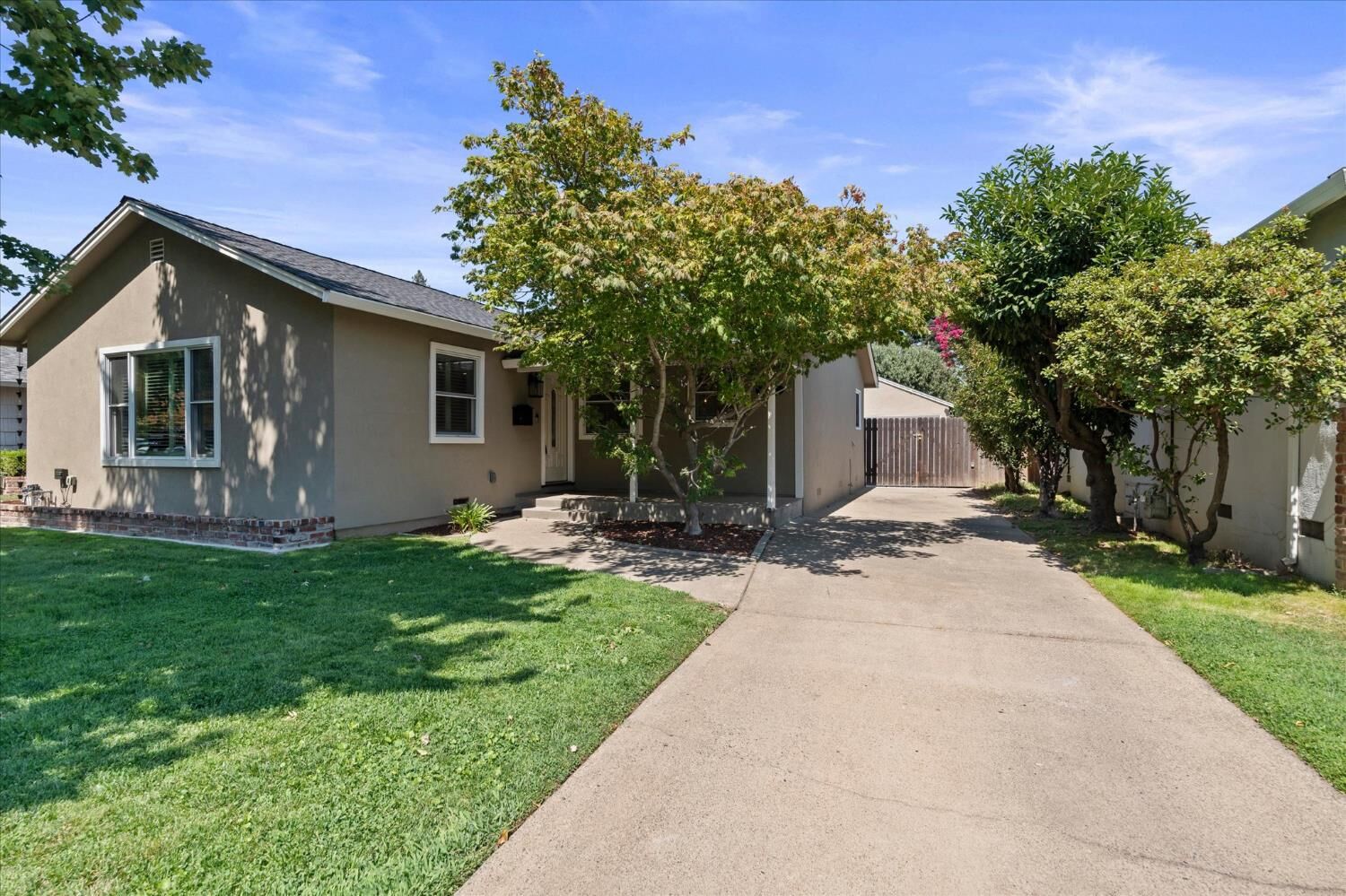Property Photo:  5401 State Avenue  CA 95819 