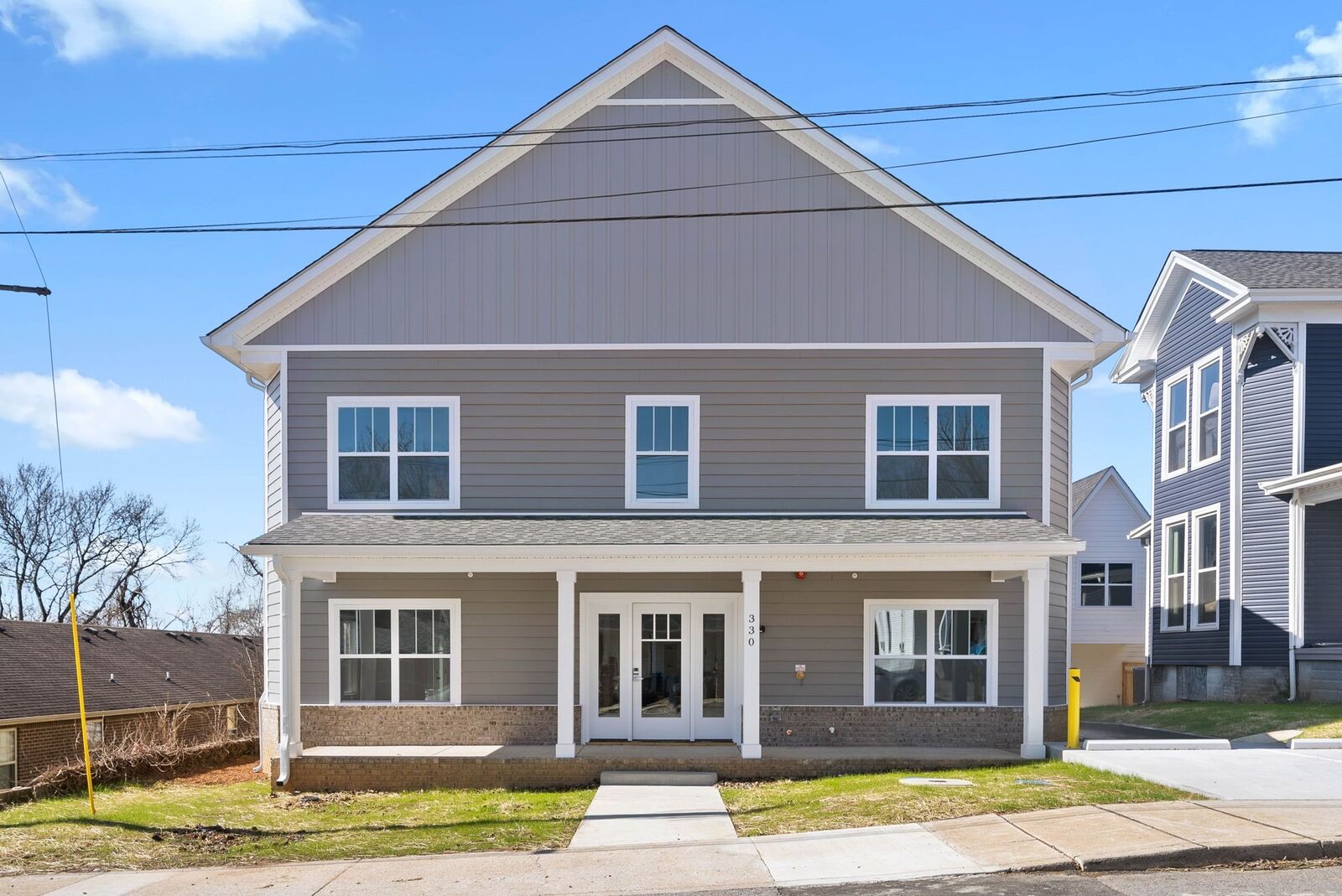 Property Photo:  330 Academy Ave 103  TN 37040 