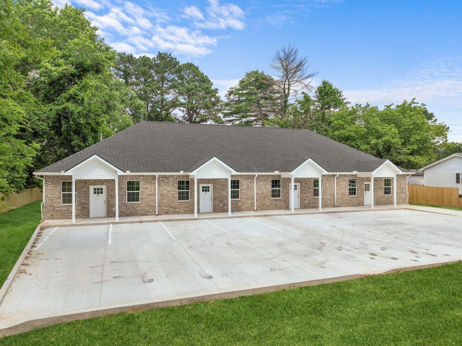 Property Photo:  115 Freeman St D  TN 37388 