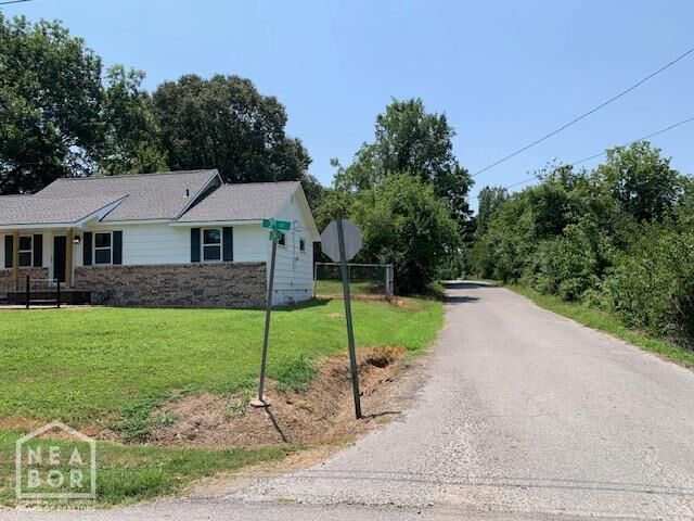 Property Photo:  665 W 3rd Street  AR 72562 