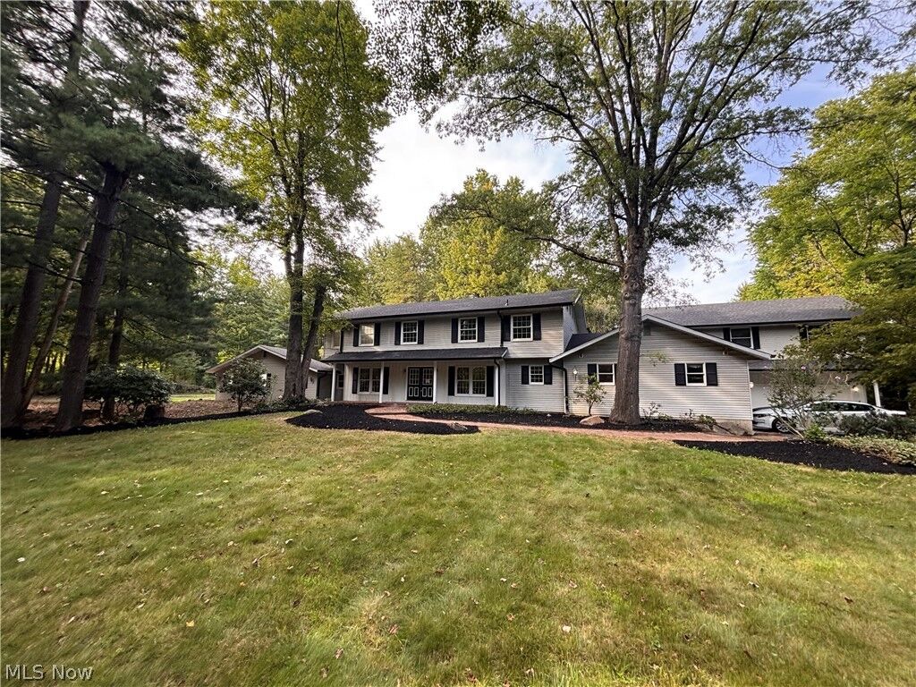 Property Photo: 5683 Chestnut Ridge Road OH 44425