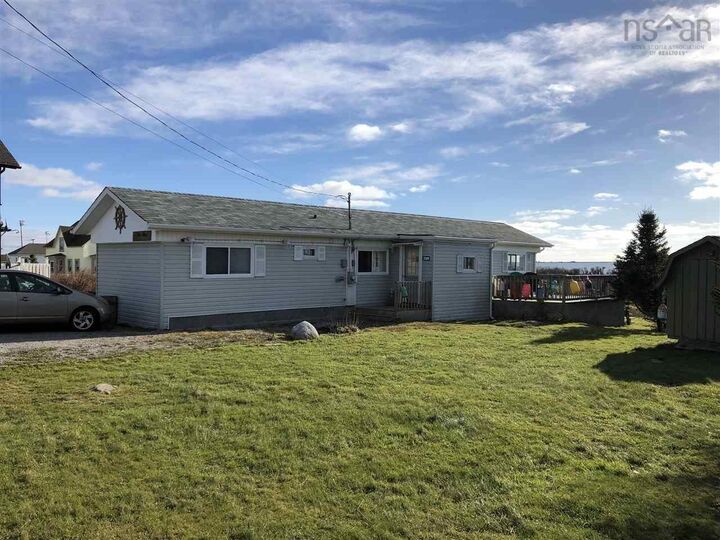 2588 Main Street — photo 1