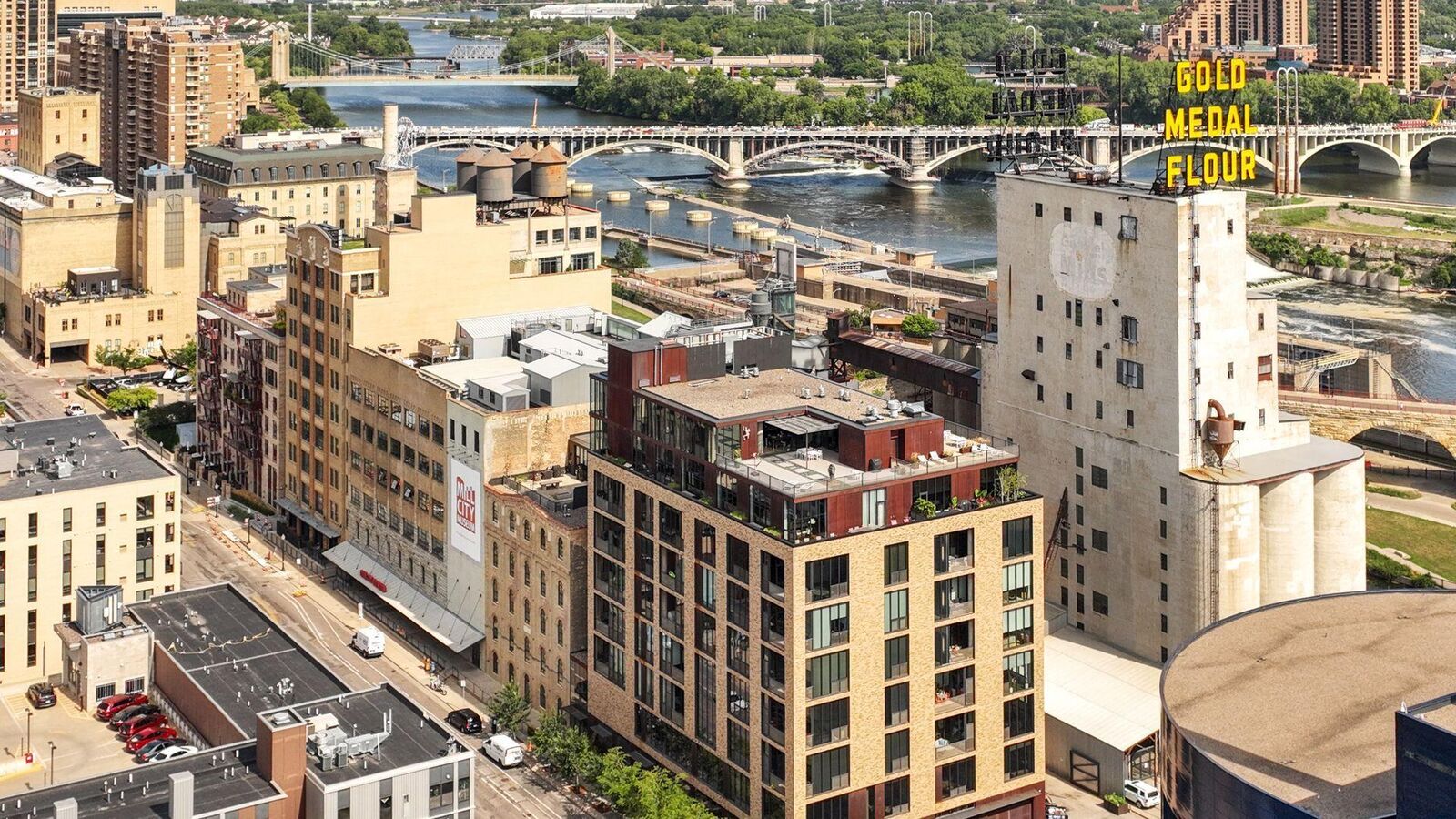 Property Photo: 750 S 2nd Street 404 MN 55401