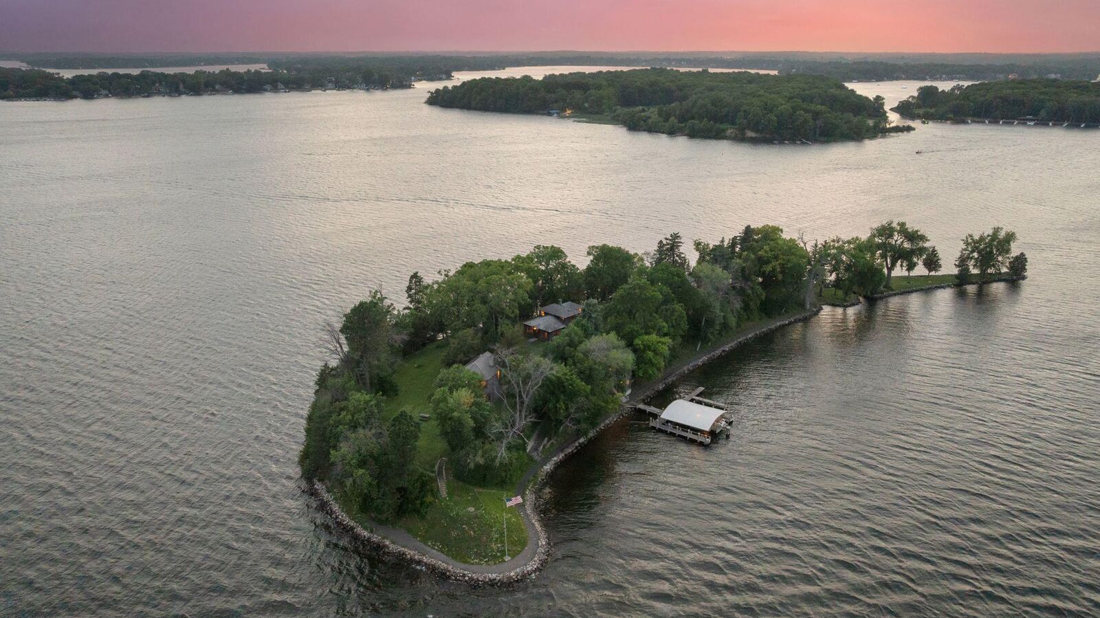 Property Photo: 1000 Gale Island MN 55331