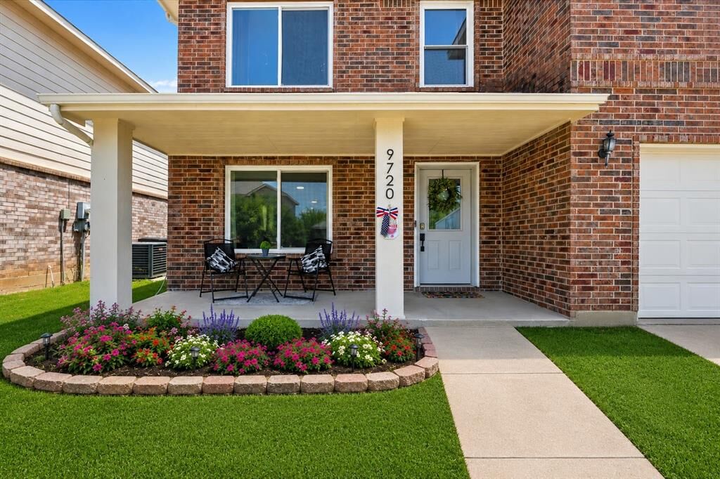 Property Photo: 9720 Manassas Road TX 76177