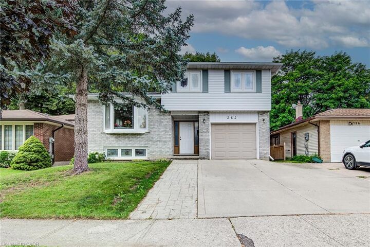Property Photo: 282 Driftwood Drive ON N2N 1X6