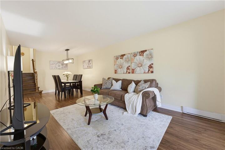 Property Photo:  475 Kingscourt Drive A  ON N2K 2X9 