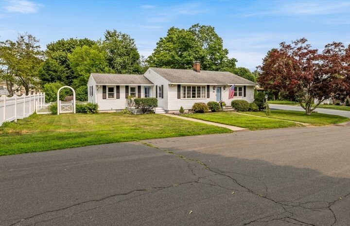 Property Photo:  50 Fernwood Ave  MA 01835 