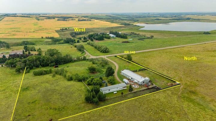 Property Photo:  35219 Range Road 242  AB T0M 0Y0 