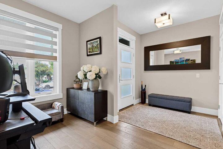 Property Photo: 2830 42 Street SW AB T3E 3M1