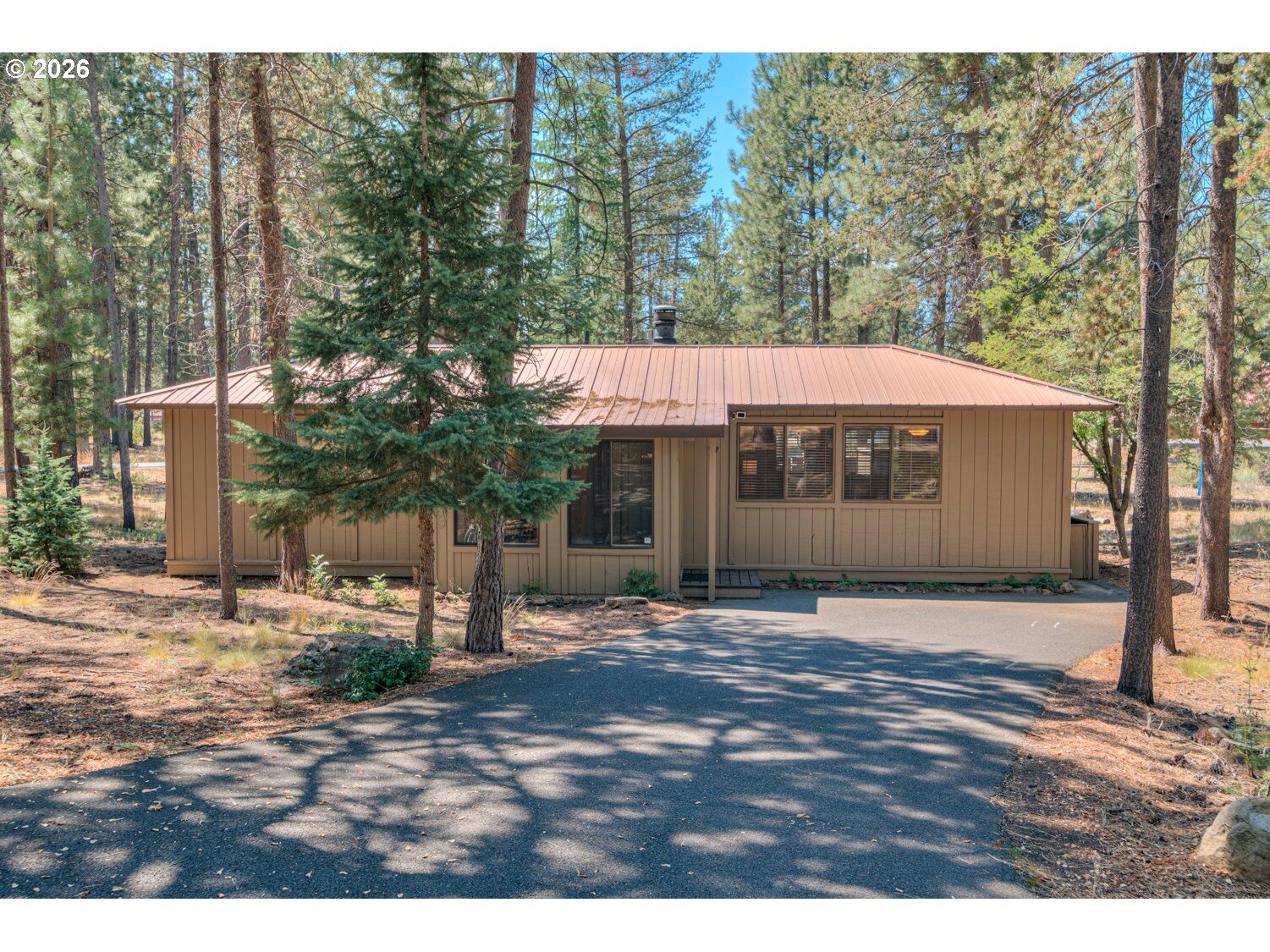Property Photo:  57077 Fox Ln  OR 97707 