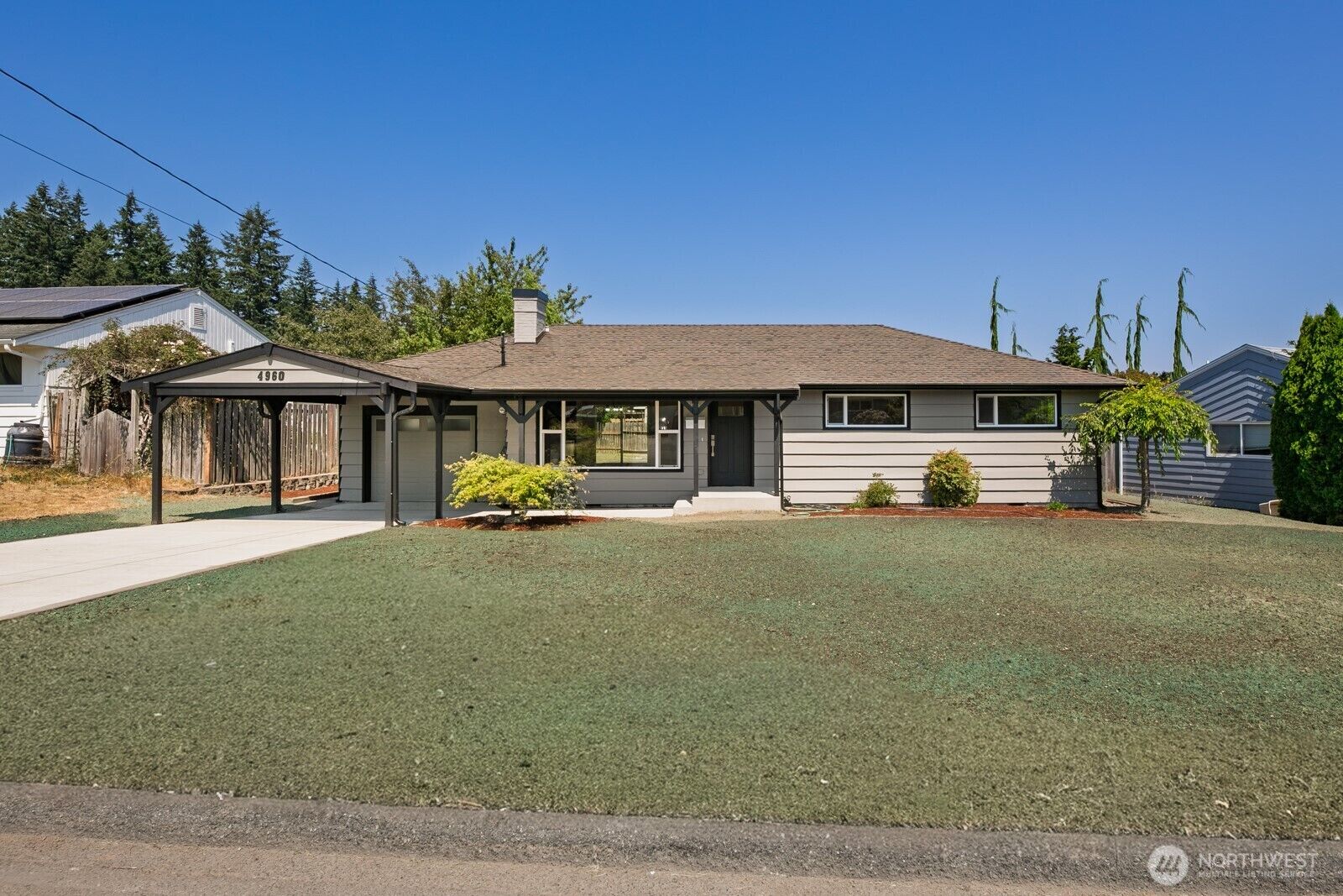 Property Photo: 4960 Vesper Drive WA 98203