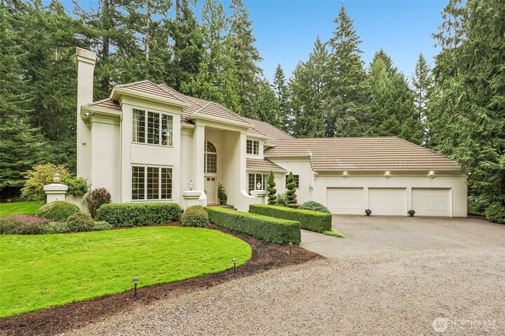 Property Photo:  2506 NW 159th Circle  WA 98685 