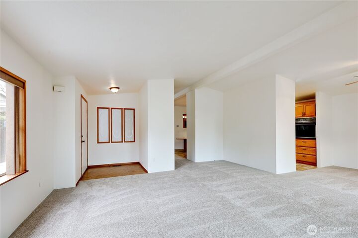 Property Photo:  1754 NE Mesford Road 32  WA 98370 