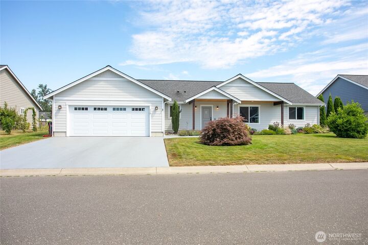 Property Photo: 119 Cornerstone Drive WA 98295