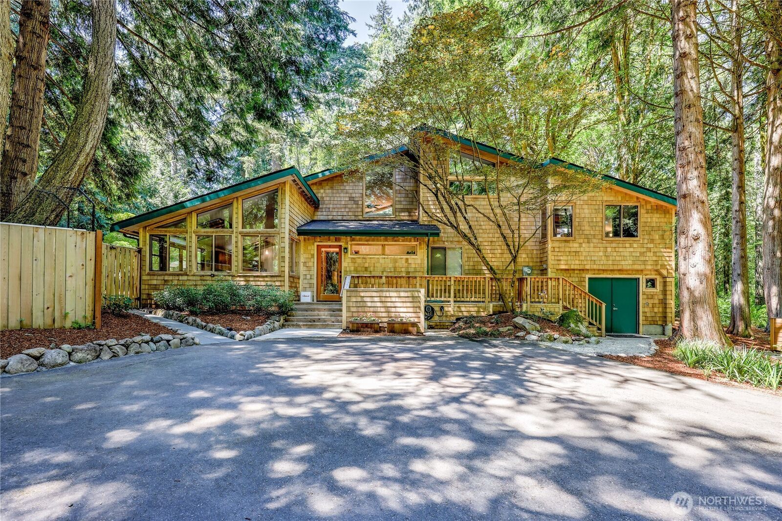 Property Photo: 13193 N Madison Avenue NE WA 98110