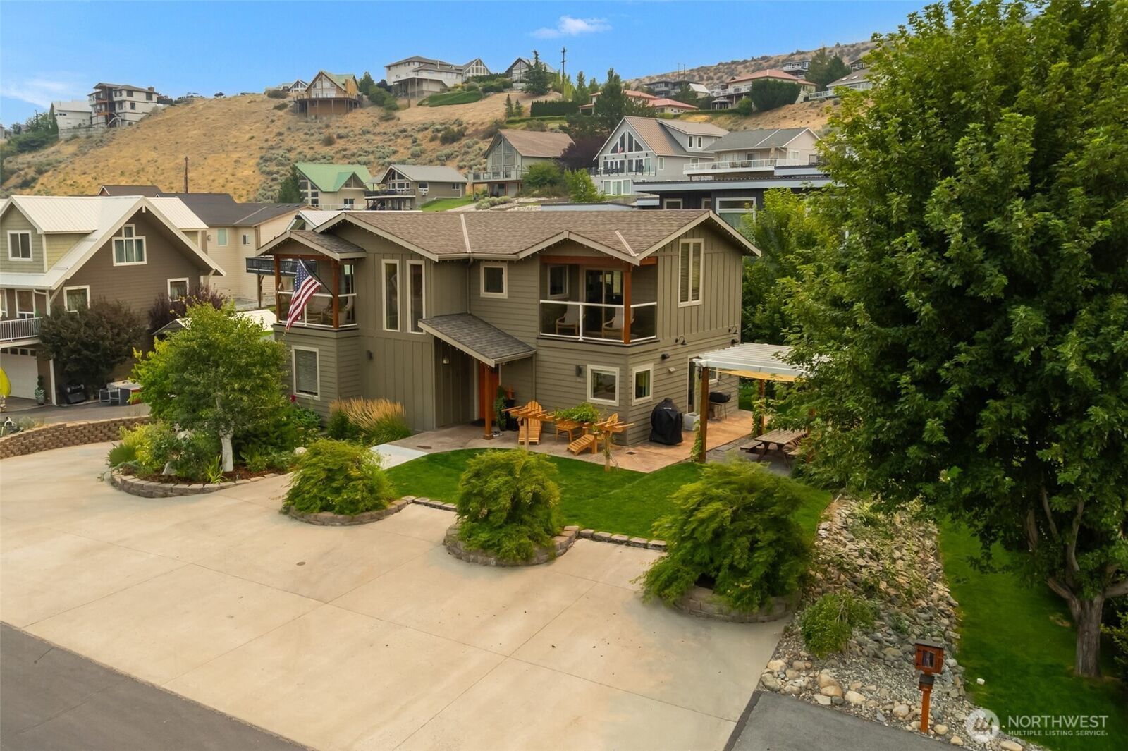 Property Photo: 340 Lake Front Drive WA 98843