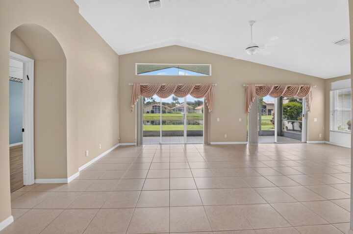 Property Photo: 6839 Lismore Avenue FL 33437
