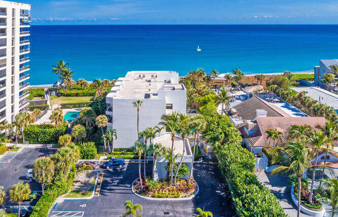 Property Photo: 420 Celestial Way 101 FL 33408