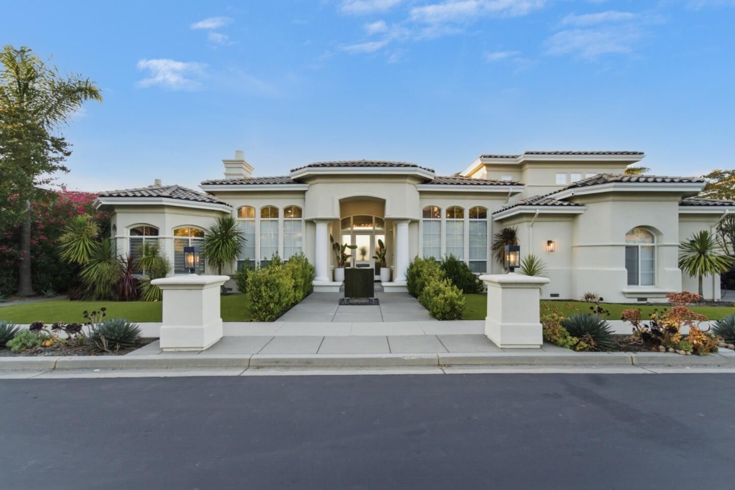 Property Photo: 5721 Poppy Hills Place CA 95138