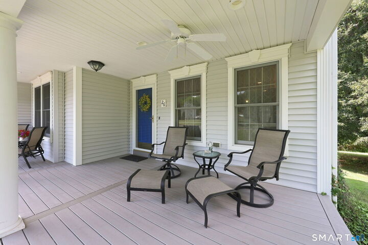 Property Photo:  26 Folly Brook Lane  CT 06040 
