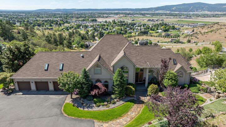 Property Photo:  20915 E Jesse Ln  WA 99016 