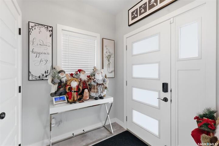 Property Photo: 258 Brighton Boulevard SK S7V 0V8