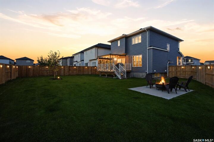 Property Photo: 302 Chelsom Manor SK S7V 1R3
