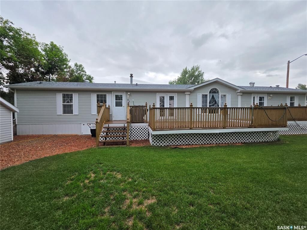 Property Photo: 61 Prairie Sun Court SK S9H 3X6