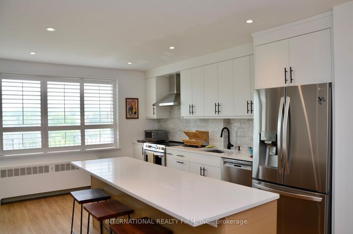 Property Photo:  219 Wilson Avenue 404  ON M5M 3B2 
