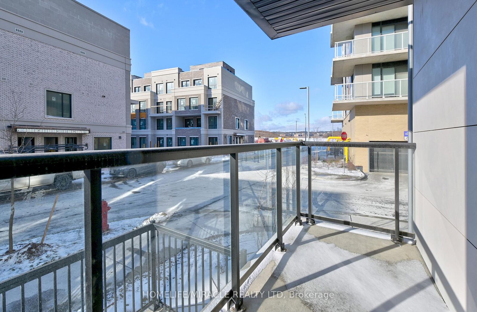 Property Photo:  14 David Eyer Road 1017  ON L4S 0N5 