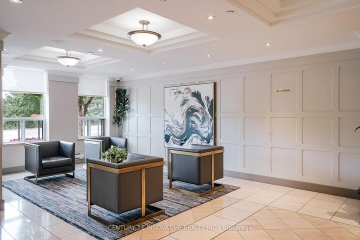 Property Photo:  330 McCowan Road 1702  ON M1J 3N3 