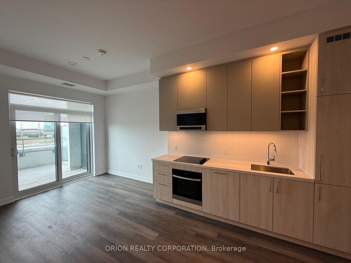 Property Photo: 21 Meadowdale Road 305 ON L4K 0H6