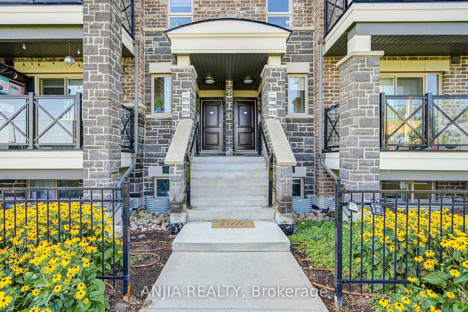 Property Photo:  10 Westmeath Lane 2210  ON L6B 1N5 