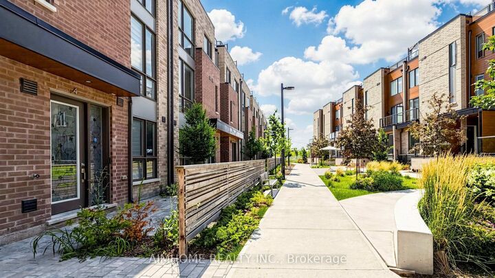 Property Photo: 88 Turtle Island Road 5 ON M6A 0E4