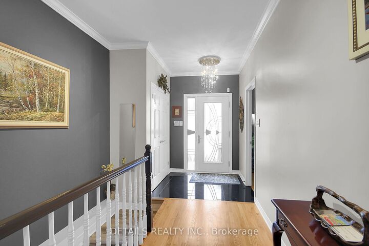 Property Photo: 65 Kimberwick Crescent ON K1V 0W6