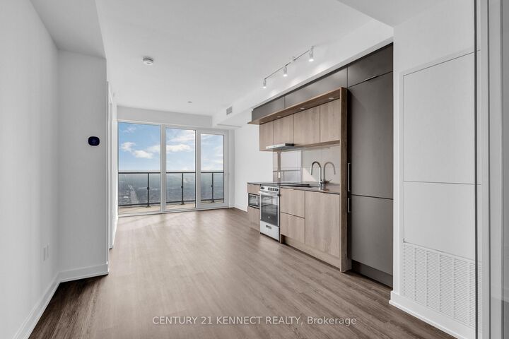 Photo de la propriété: 448 Burnhamthorpe Road W 6112 ON L5B 0R4