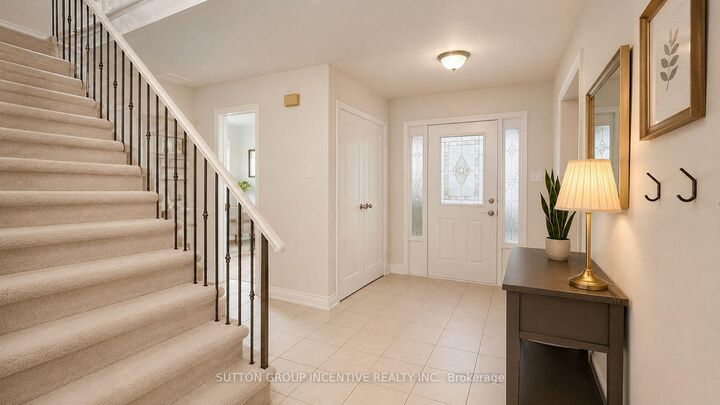 Property Photo:  73 Trillium Crescent  ON L4N 6H6 