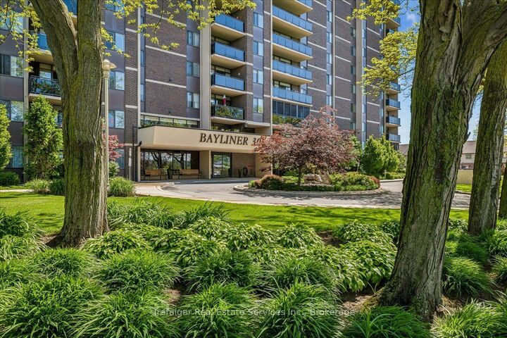 Property Photo: 301 Frances Avenue 709 ON L8E 3W6