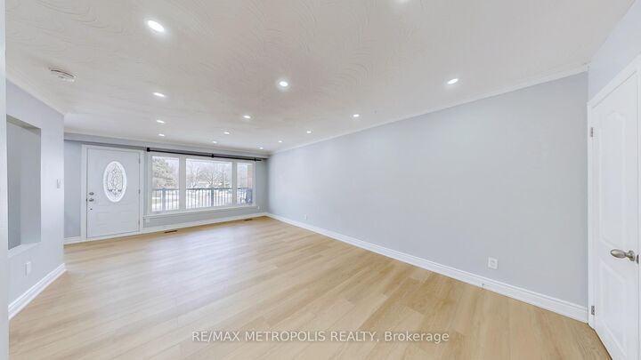 Photo de la propriété: 3254 Fieldgate Drive Upper ON L4X 2H7