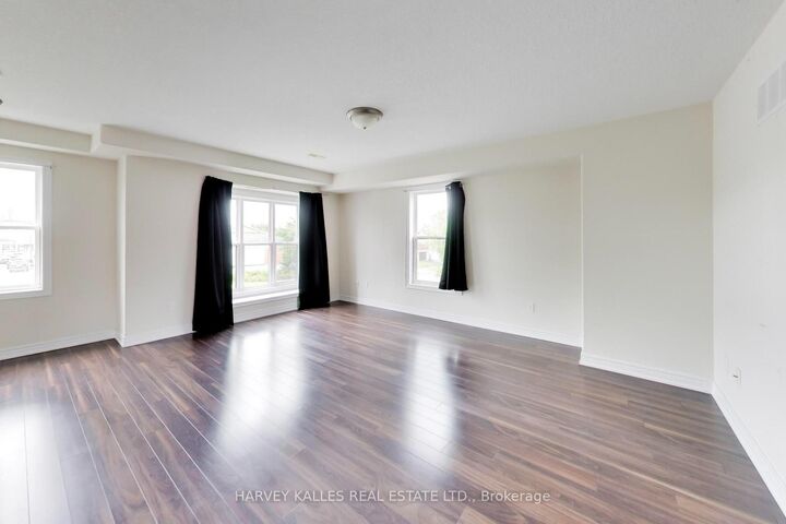 Property Photo:  1 Leggott Avenue 38  ON L4M 0K7 
