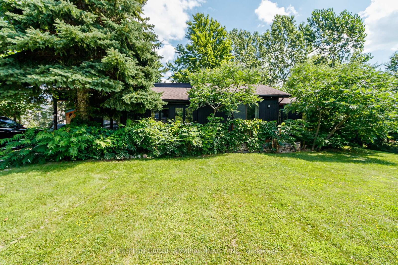 Property Photo: 796441 Grey County Rd 19 Road ON L9Y 0N6