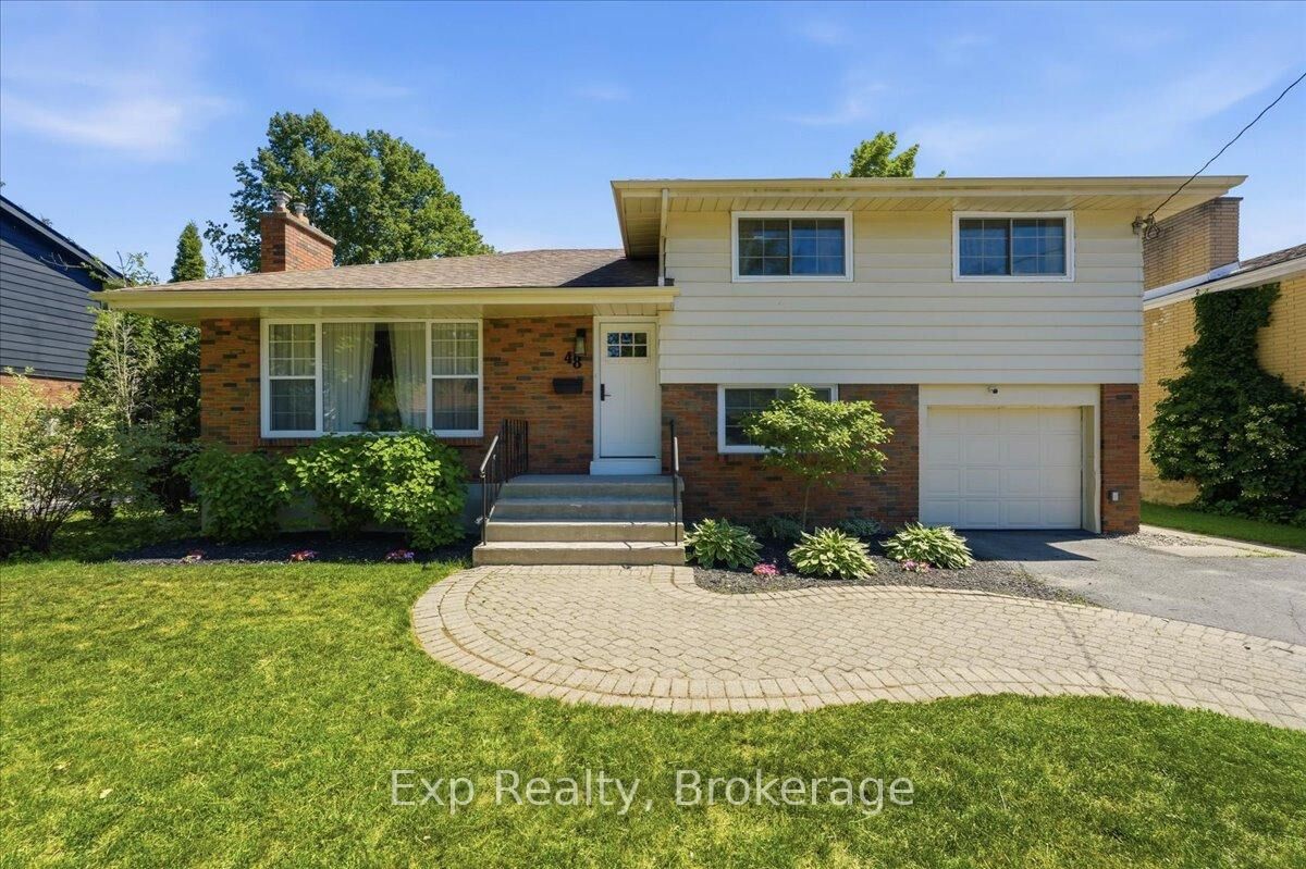 Property Photo:  48 Melrose Crescent  ON K8N 1X9 